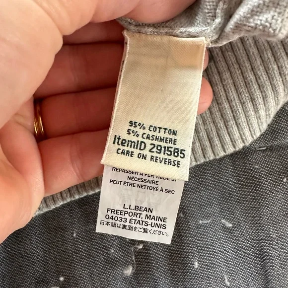 L.L. Bean Women's Light Gray Cotton/Cashmere Turtleneck Sweater - Picture 5 of 6